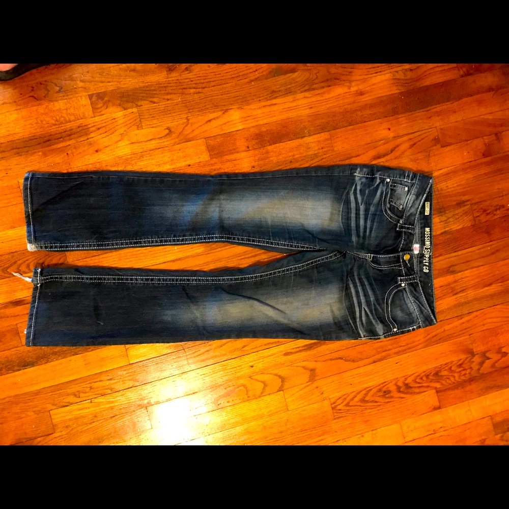 Very cute boot cut jeans